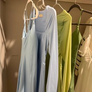 Must Have Active Dresses SET